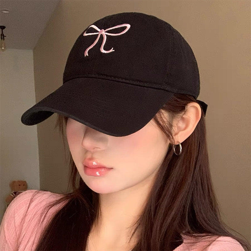 Coquette Bow Detailed Hat Solanj Studio